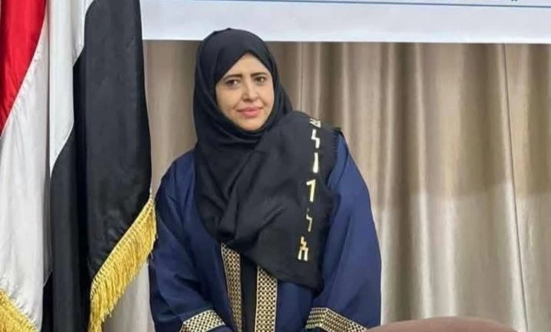 انتهاكات الحوثيين: اختطاف صحفي واختفاء أكاديمية يمنية