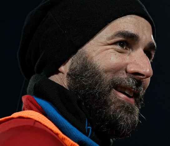 بنزيما يقود تدريبات الهلال: جاهزية كاملة لمواجهة الفتح بدوري روشن