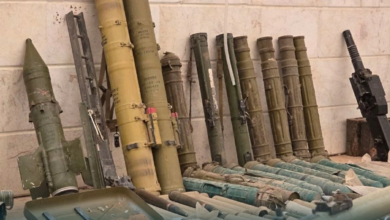 الأمن السوري يضبط مخزن أسلحة متطور لمليشيات في البوكمال