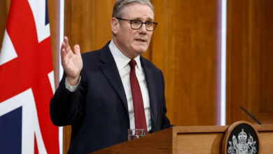 ستارمر: لا سفن حربية بريطانية في هرمز.. حلول دبلوماسية لأزمة الخليج