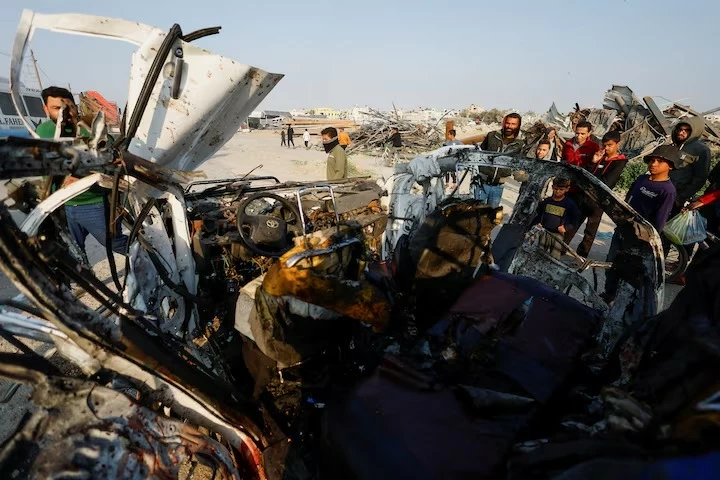 حرب إيران تهدد خطة ترمب لغزة.. حماس تحذر من انهيار الهدنة