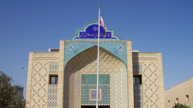 قطر تطرد ملحقين إيرانيين: أسباب وتداعيات القرار الدبلوماسي