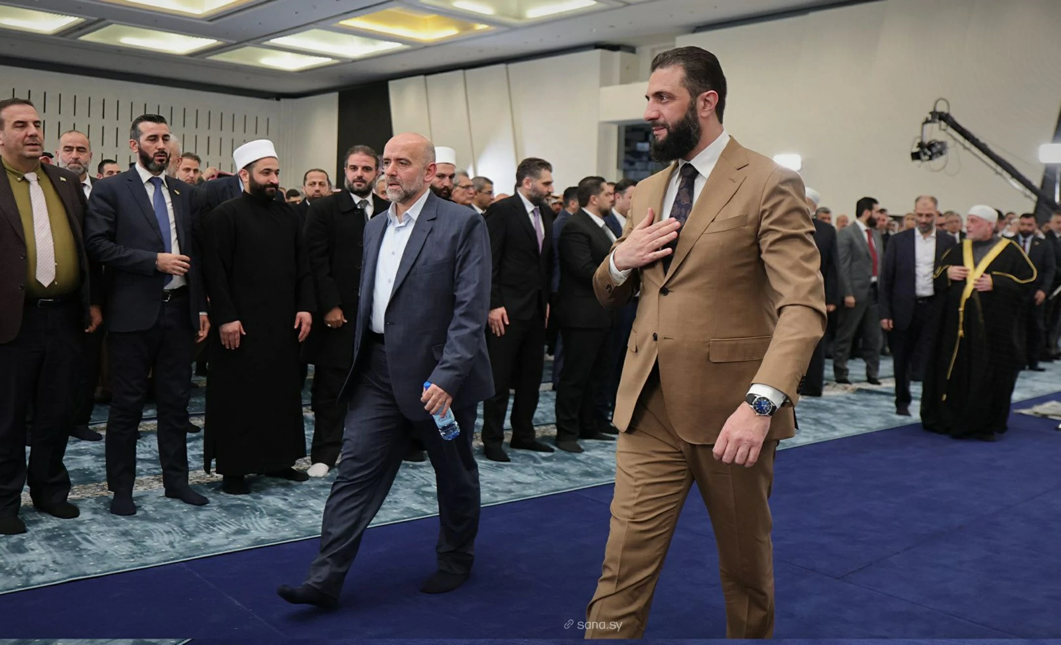 سوريا: النأي بالنفس عن النزاعات الإقليمية وبداية مرحلة جديدة