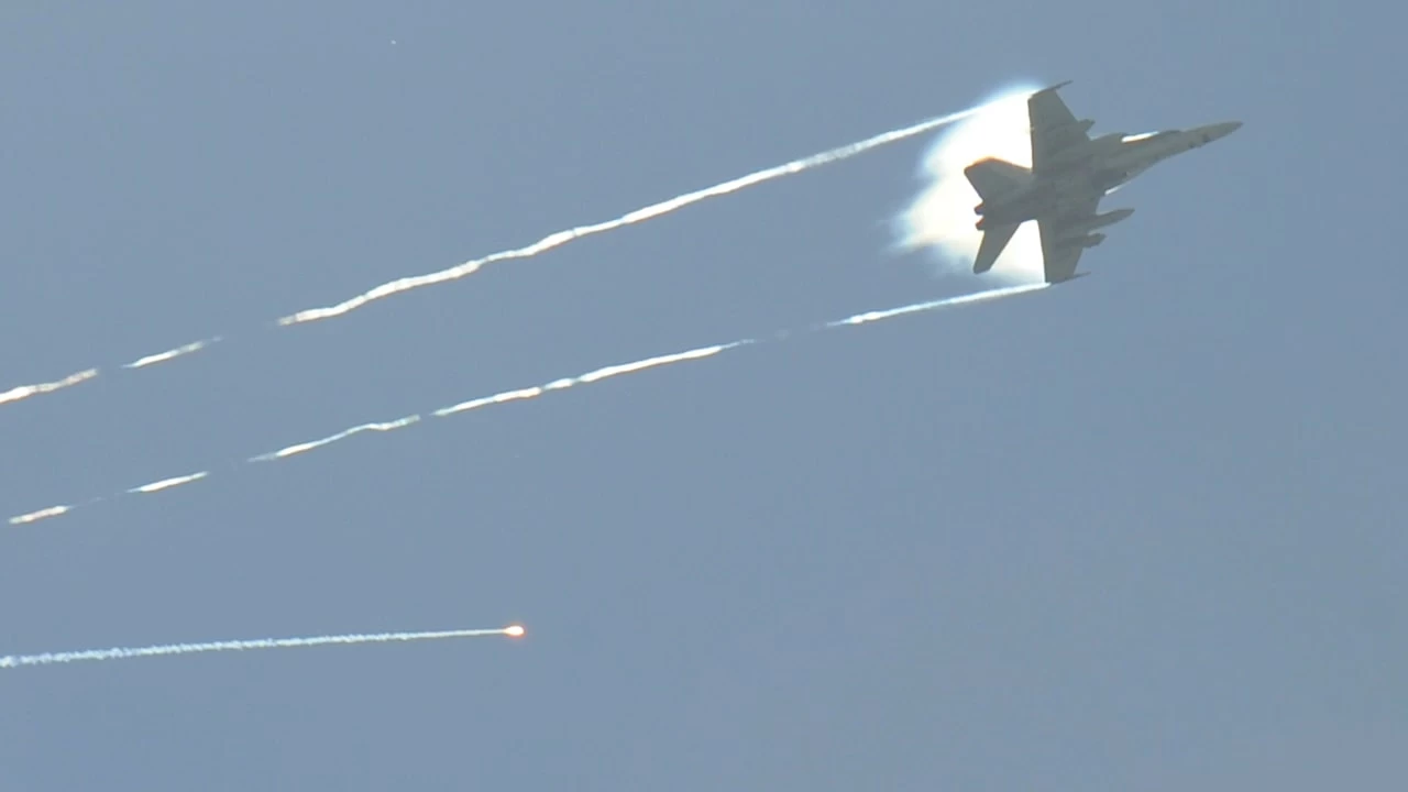 أمريكا تنفي إسقاط F-15 بإيران وتؤكد 8000 هجوم جوي