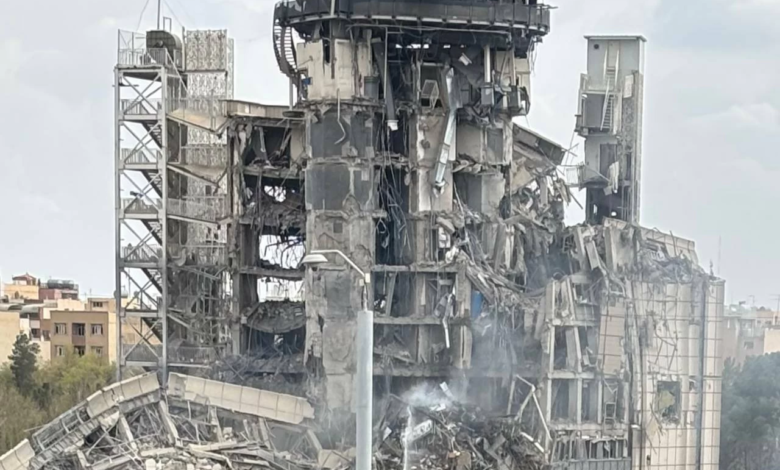 طهران تؤكد اتصالاتها مع واشنطن والصين تدعو للحوار