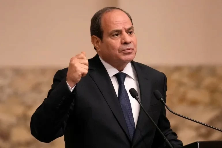 الرئيس السيسي: مصر ترفض انتهاك سيادة الدول العربية وتدعو للسلام