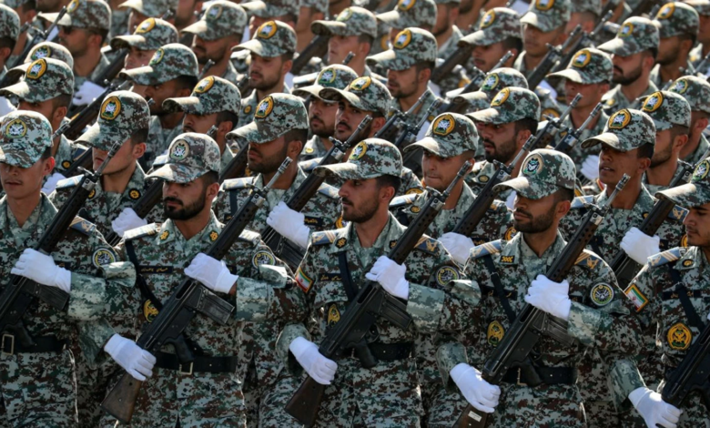 إيران تجند أطفالًا بعمر 12 عامًا: انتهاك دولي خطير