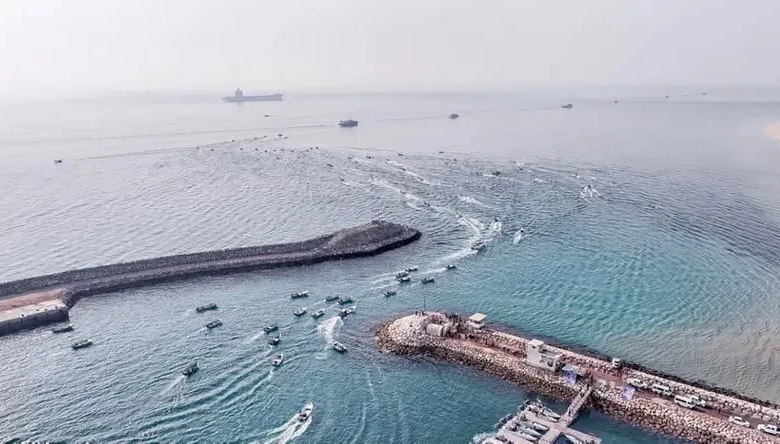 مضيق هرمز: عين ترامب على جزر إيران الاستراتيجية وأمن الطاقة