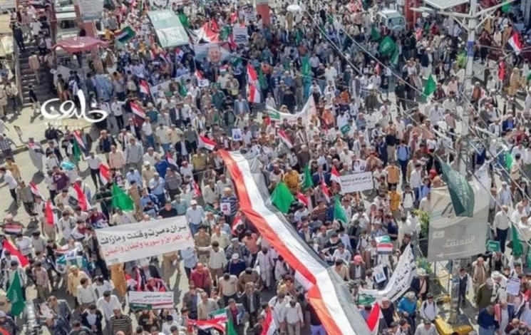 مليونية تعز: تأكيد الوحدة السعودية اليمنية ضد التدخل الإيراني