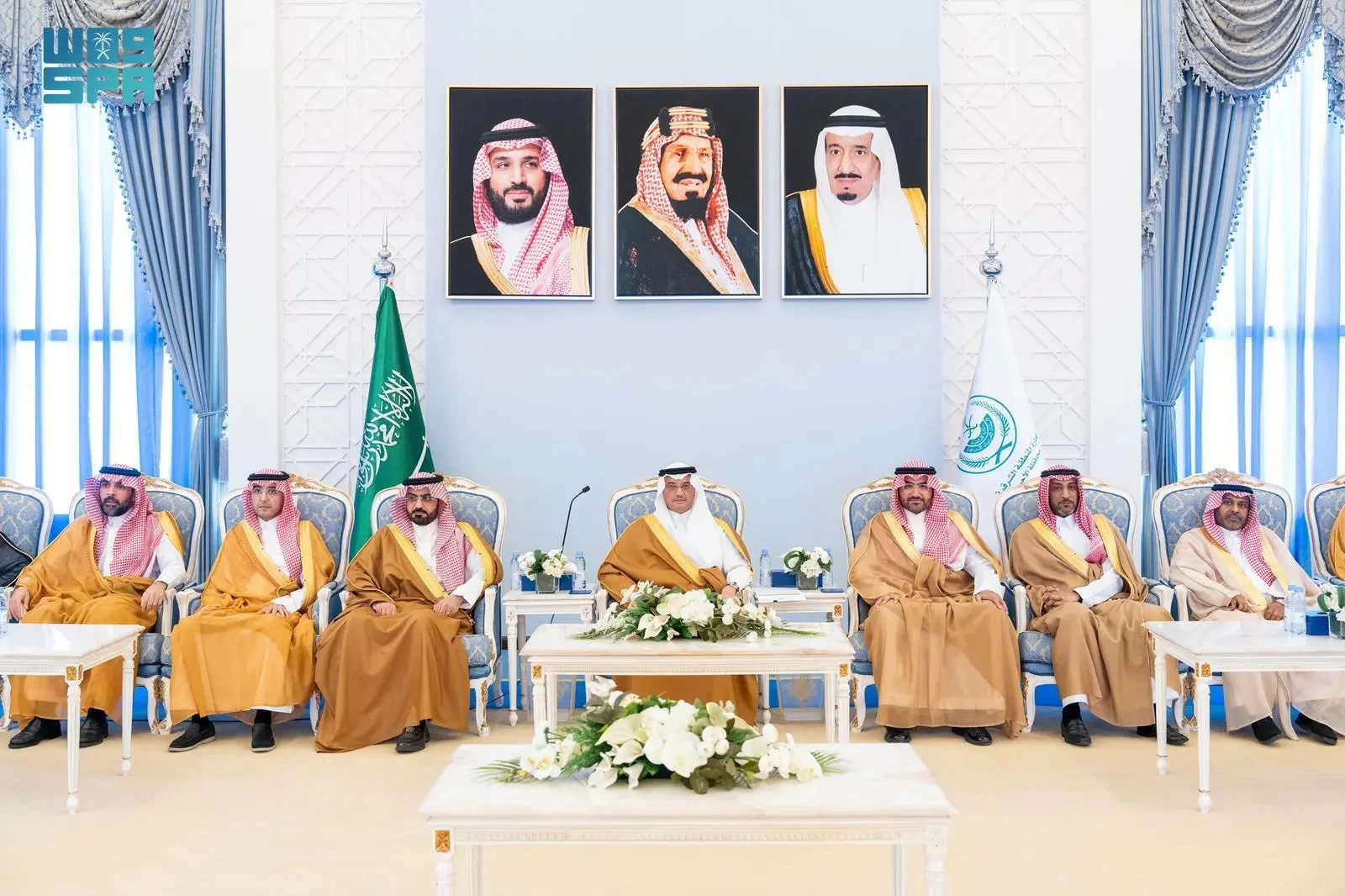 الأمير سعود بن طلال ونائب وزير الرياضة يبحثان مستقبل الأندية بالأحساء