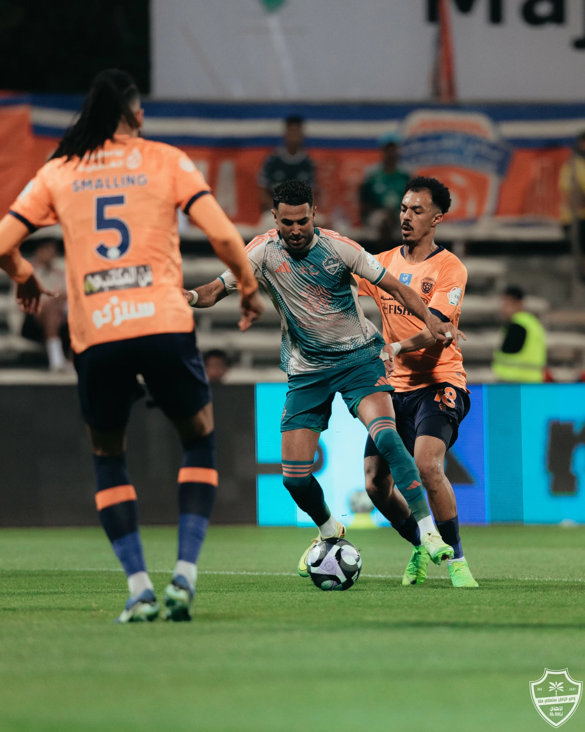 الأهلي يتعادل مع الفيحاء: تحليل مباراة دوري روشن السعودي