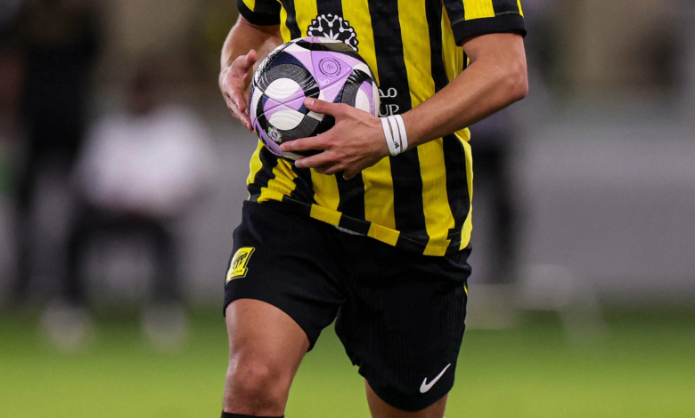 خسارة الاتحاد أمام نيوم 4-3: تحليل وتأثير على دوري روشن