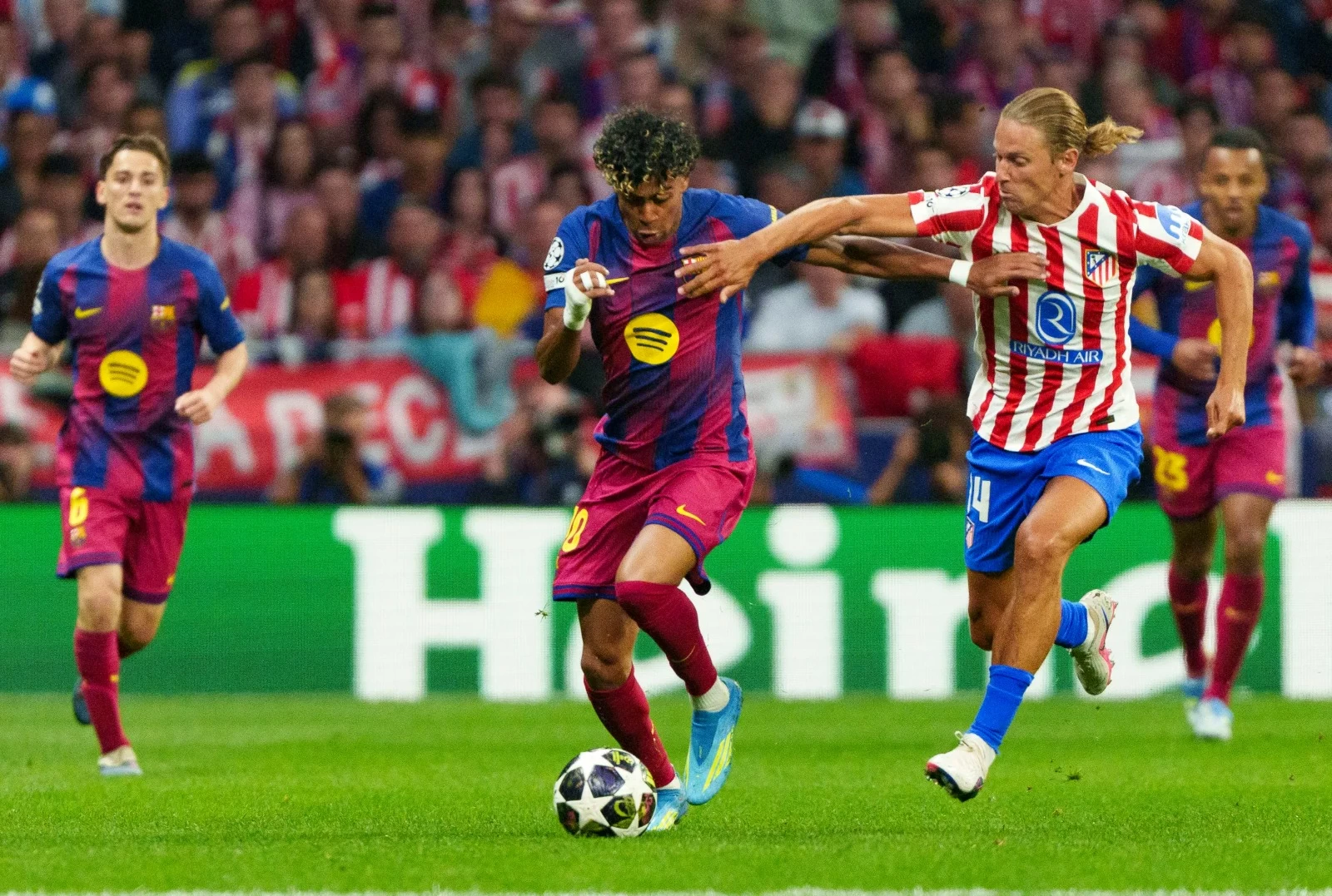 أتلتيكو مدريد يطيح ببرشلونة ويتأهل لنصف نهائي الأبطال