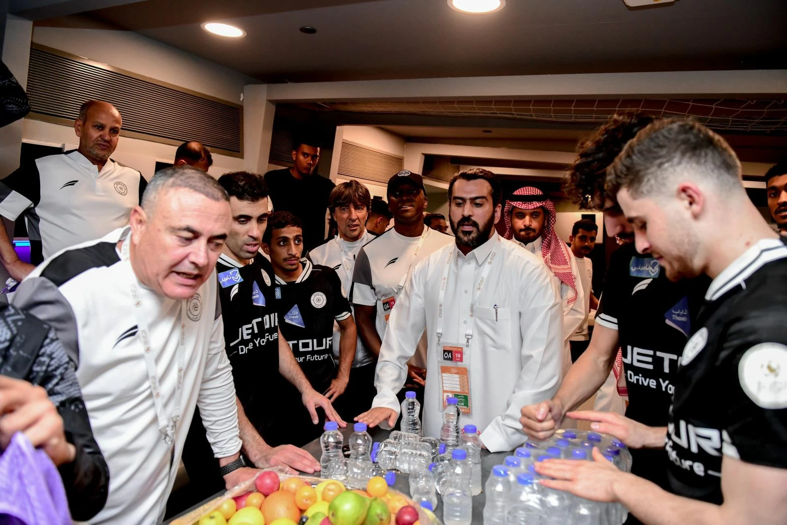 رئيس الشباب يحفز الجماهير لنهائي الخليج: حضوركم يصنع الفارق