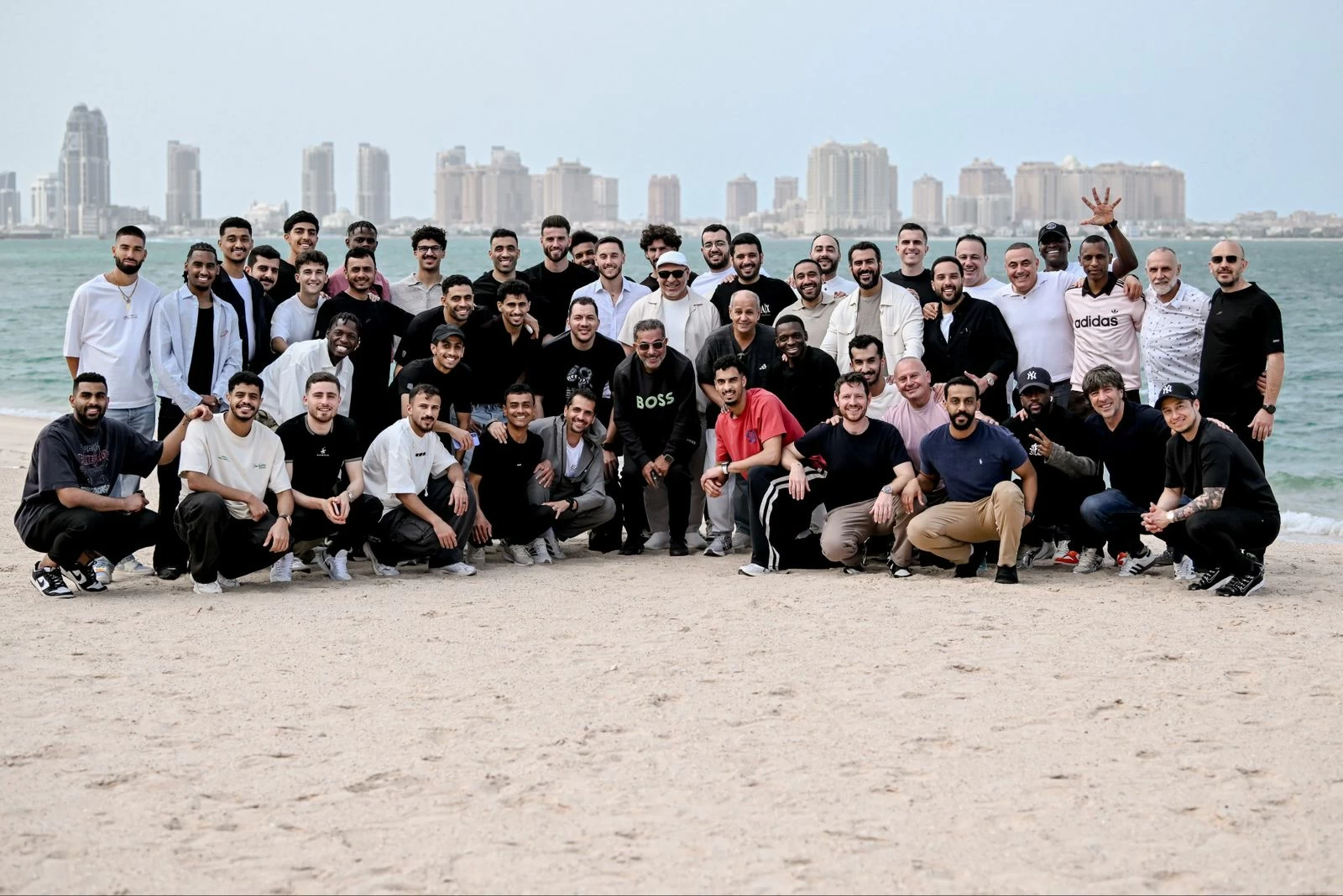 الشباب السعودي يعود لنهائي الخليج بعد 3 عقود: تاريخ يتجدد