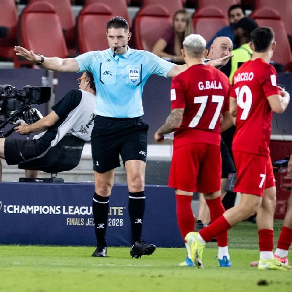 الاتحاد الإماراتي يطالب بإعادة مباراة آسيوية بسبب VAR