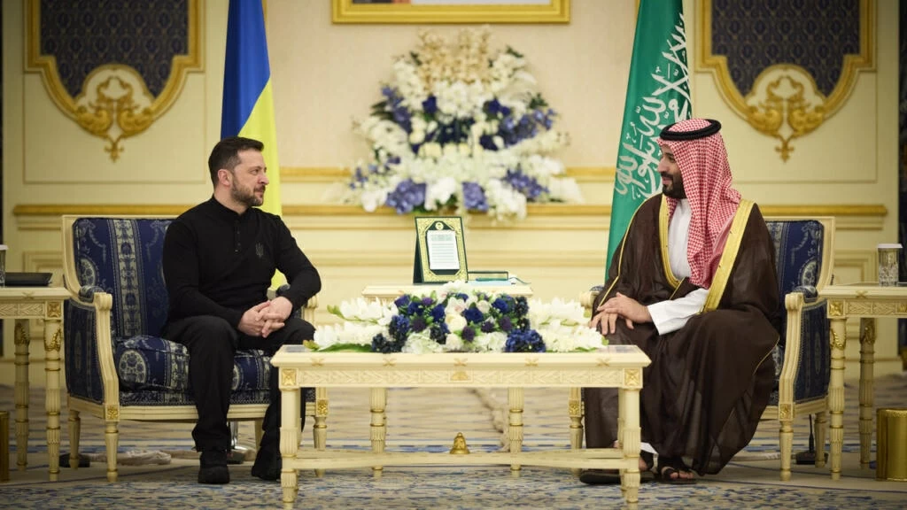 صفقات طائرات مسيّرة أوكرانية خليجية: تعاون دفاعي وتكنولوجي