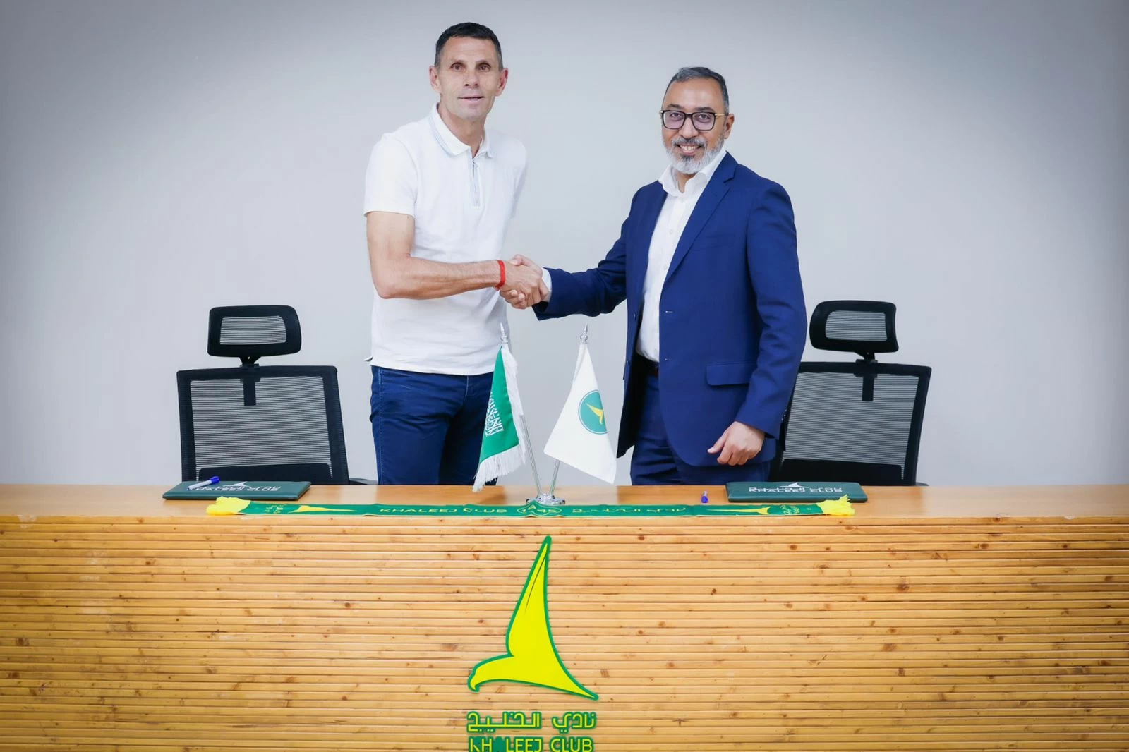 الخليج يتعاقد مع غوس بويت: تعزيز فني لدوري روشن