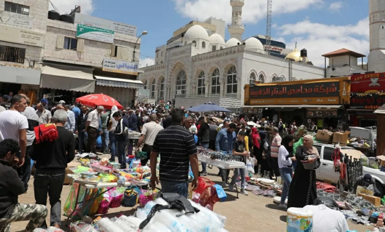انتخابات المجالس المحلية الفلسطينية: غياب حماس وتراجع المنافسة