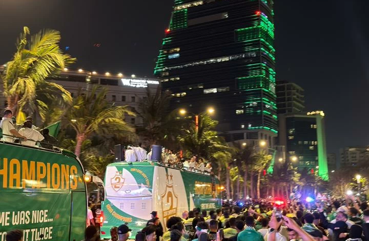 الأهلي السعودي: احتفالات تاريخية في جدة بلقب قاري