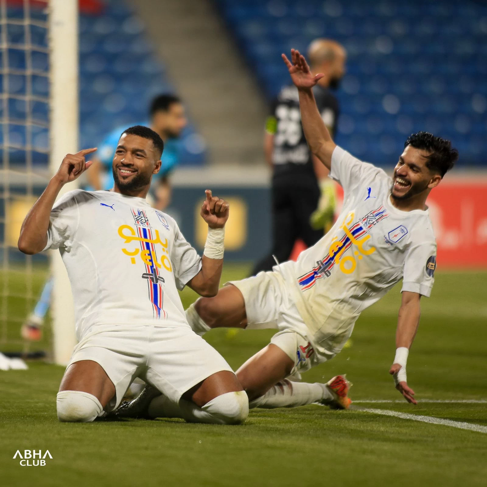 أبها يعود لدوري روشن السعودي: 'زعيم الجنوب' يحتفل بالصعود