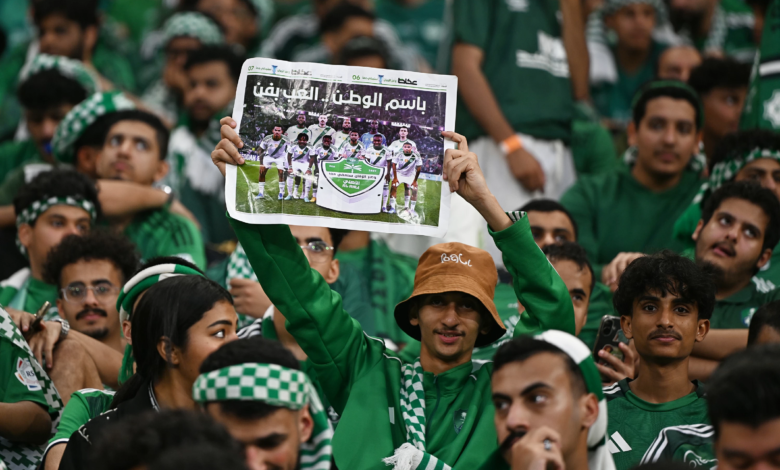 جماهير الأهلي السعودي: «اللاعب رقم 12» يقود للمجد الآسيوي | OneFootball