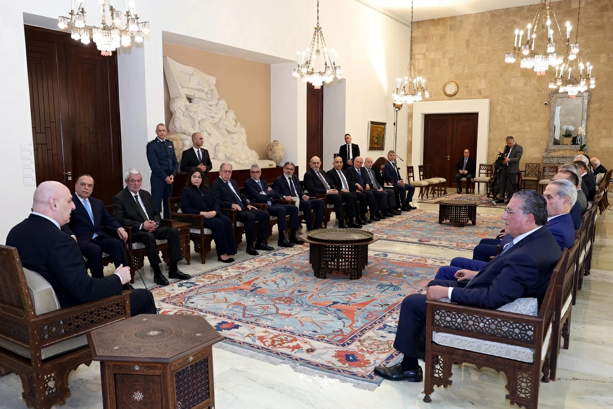 عون: لبنان ينتظر موعد مفاوضات ترسيم الحدود البحرية مع إسرائيل