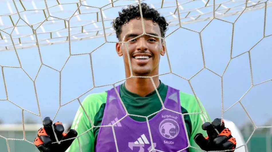 الشنقيطي ضمن أفضل 100 حارس شاب عالمياً | الاتحاد