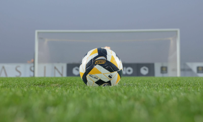 تراخيص دوري يلو: 10 أندية معتمدة، 8 تنتظر الاستئناف (2026-27)