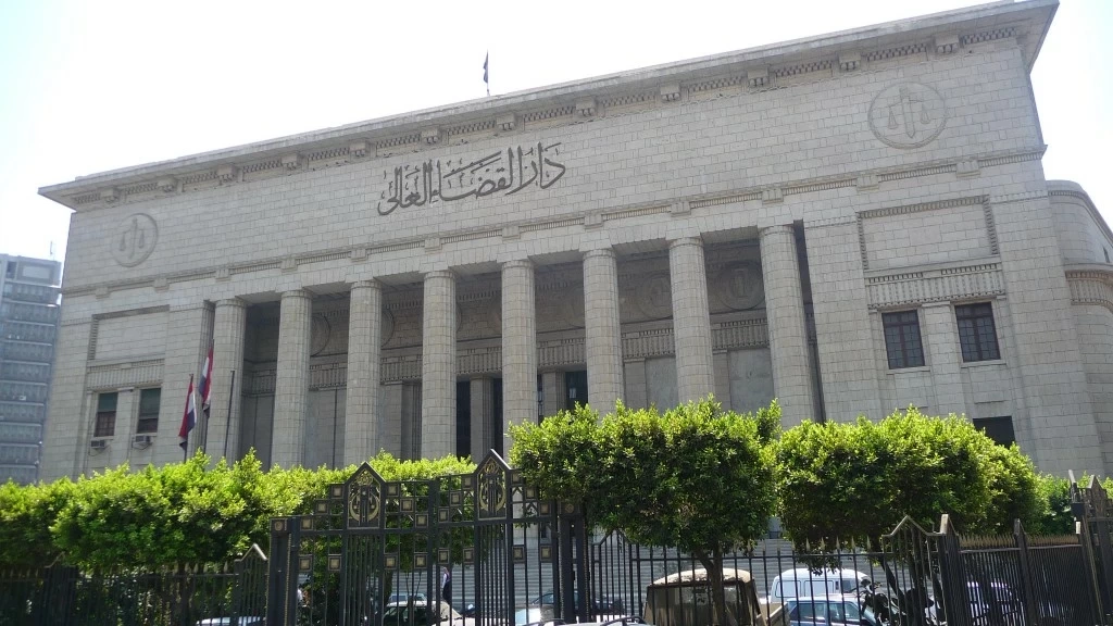 أحكام المؤبد والسجن لقيادات الإخوان في قضية التخابر بمصر