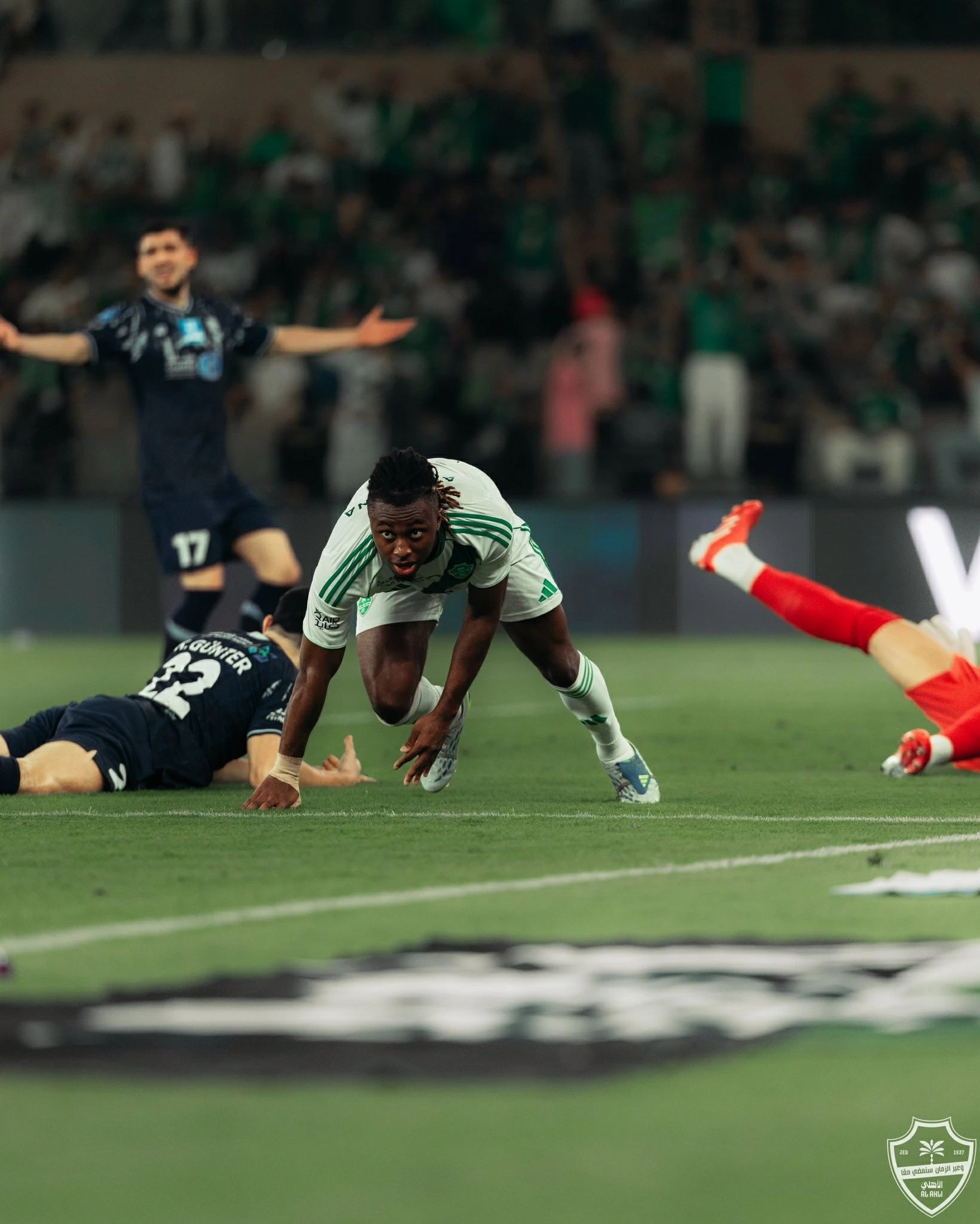 هبوط الأخدود من دوري روشن رسمياً بعد الخسارة من الأهلي