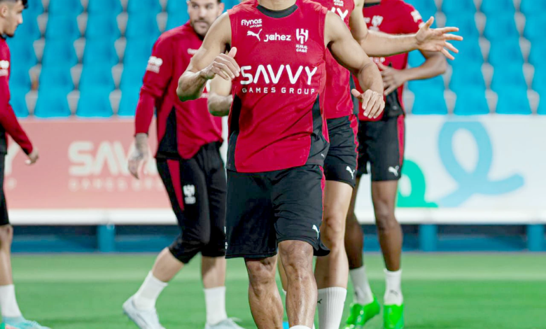 مباراة الهلال والخليج: موعد اللقاء وتفاصيل المواجهة الحاسمة