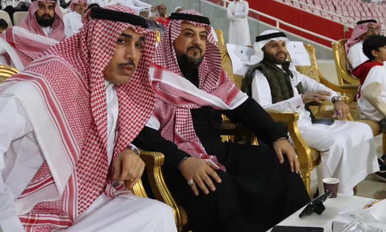 مستقبل نادي الوحدة السعودي: ملفات حاسمة أمام وزير الرياضة