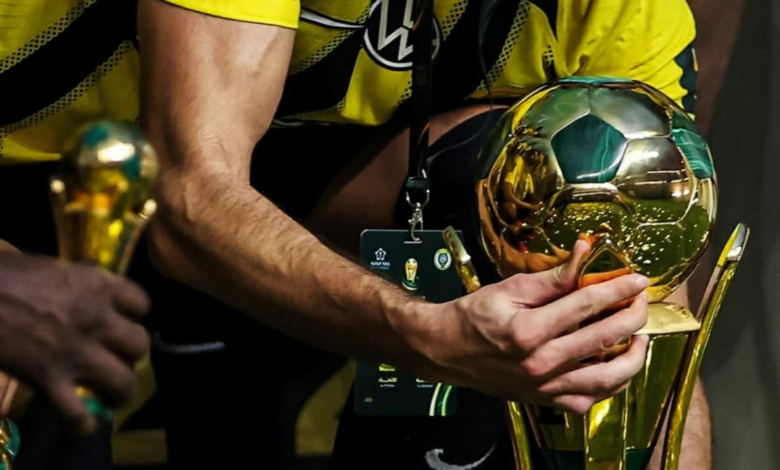 كريم بنزيما في نهائي كأس الملك: طموح الذهب بقميص الهلال