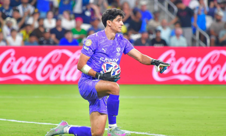 تألق ياسين بونو حارس الهلال يقود الزعيم لبطولة كأس الملك