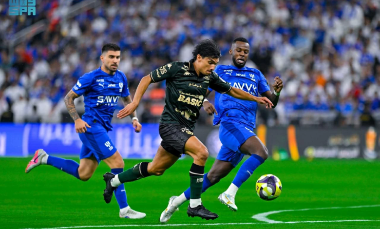 إنجاز تاريخي: 100 مباراة لـ حسان تمبكتي مع الهلال
