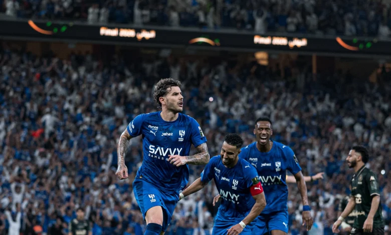 ثيو هيرنانديز يقود الهلال للقب: قاذفة الزعيم في النهائيات