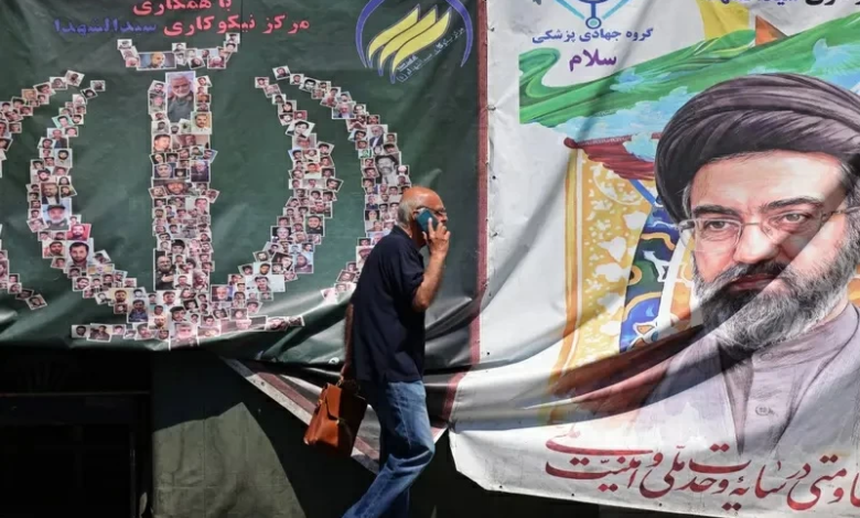 دور مجتبى خامنئي في مفاوضات إنهاء الحرب: تسريبات أمريكية
