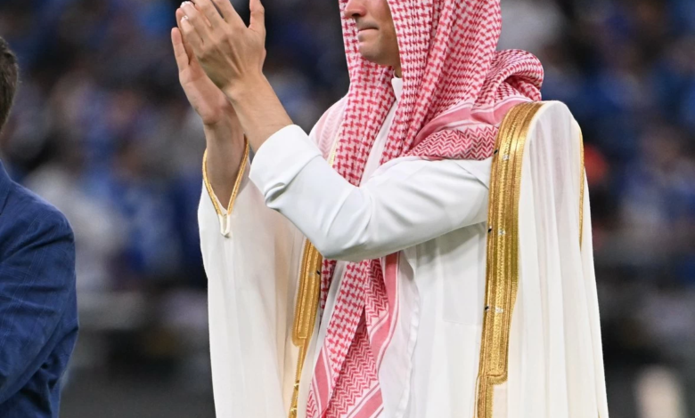 البشت السعودي في نهائي الكأس: رسالة تتجاوز كرة القدم
