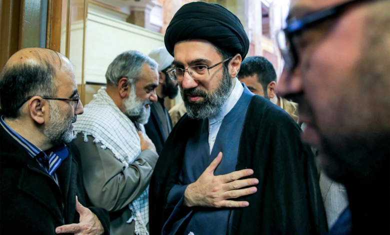 الأزمة الداخلية في إيران: غياب خامنئي وصراع الأجنحة