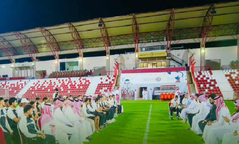 أمير عسير يحفز ضمك قبل لقاء الفيحاء بدوري روشن السعودي