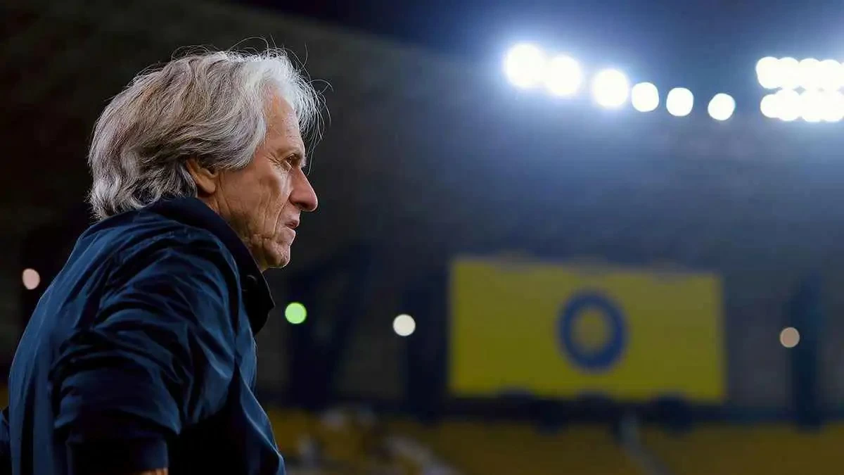 مستقبل المدرب جيسوس مع الهلال: تفاصيل قرار الرحيل المحتمل