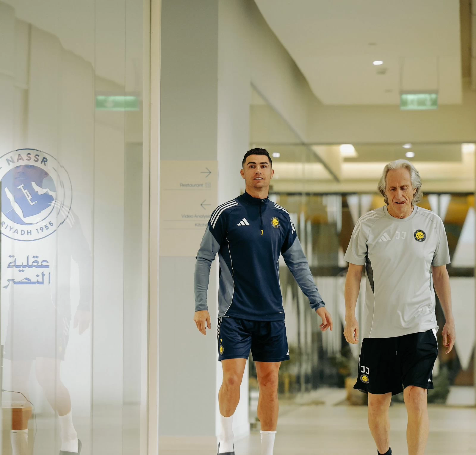 جولة الحسم في دوري روشن: صراع اللقب بين الهلال والنصر