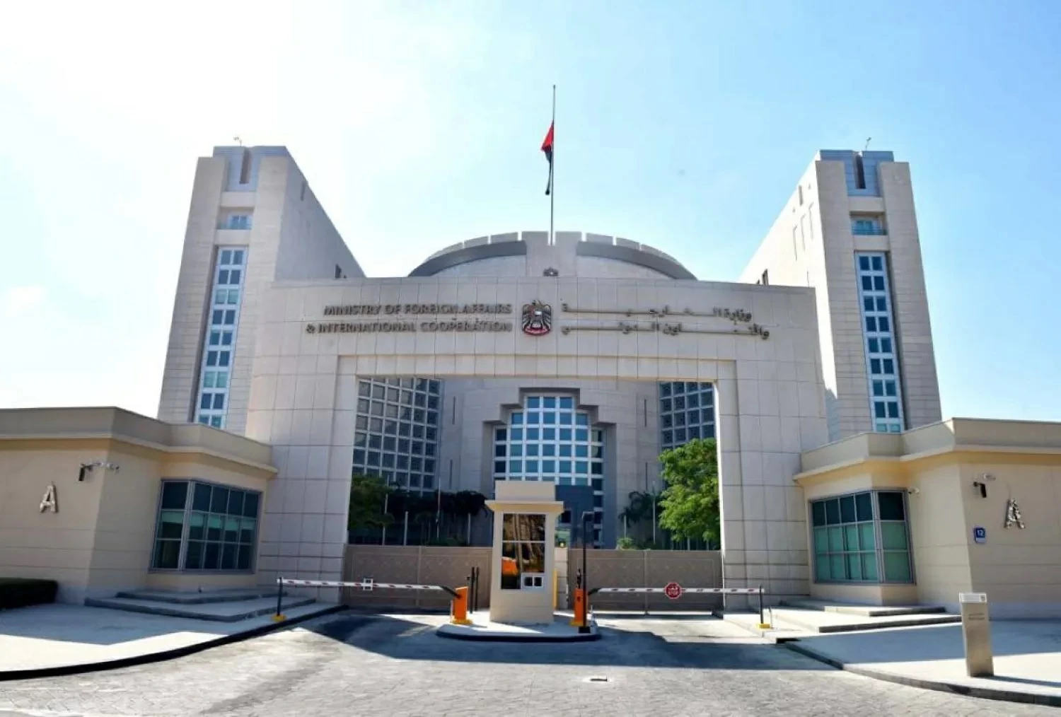 الإمارات تطالب العراق بمنع الأعمال العدائية من أراضيها