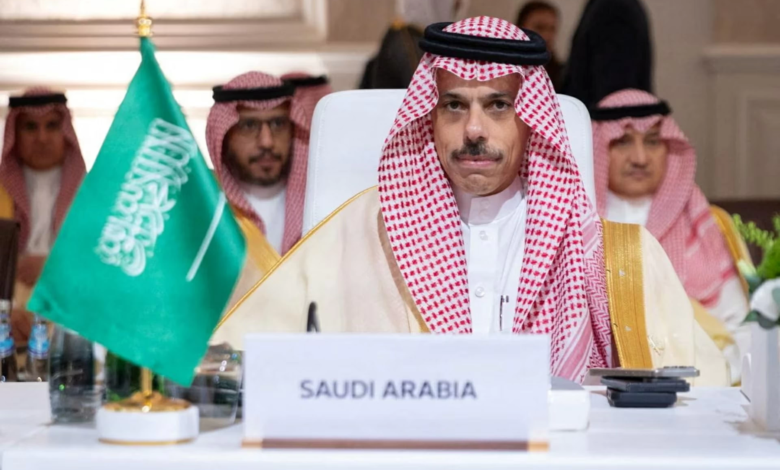 السعودية تقدر تجاوب ترامب لمنح فرصة لإنهاء الحرب