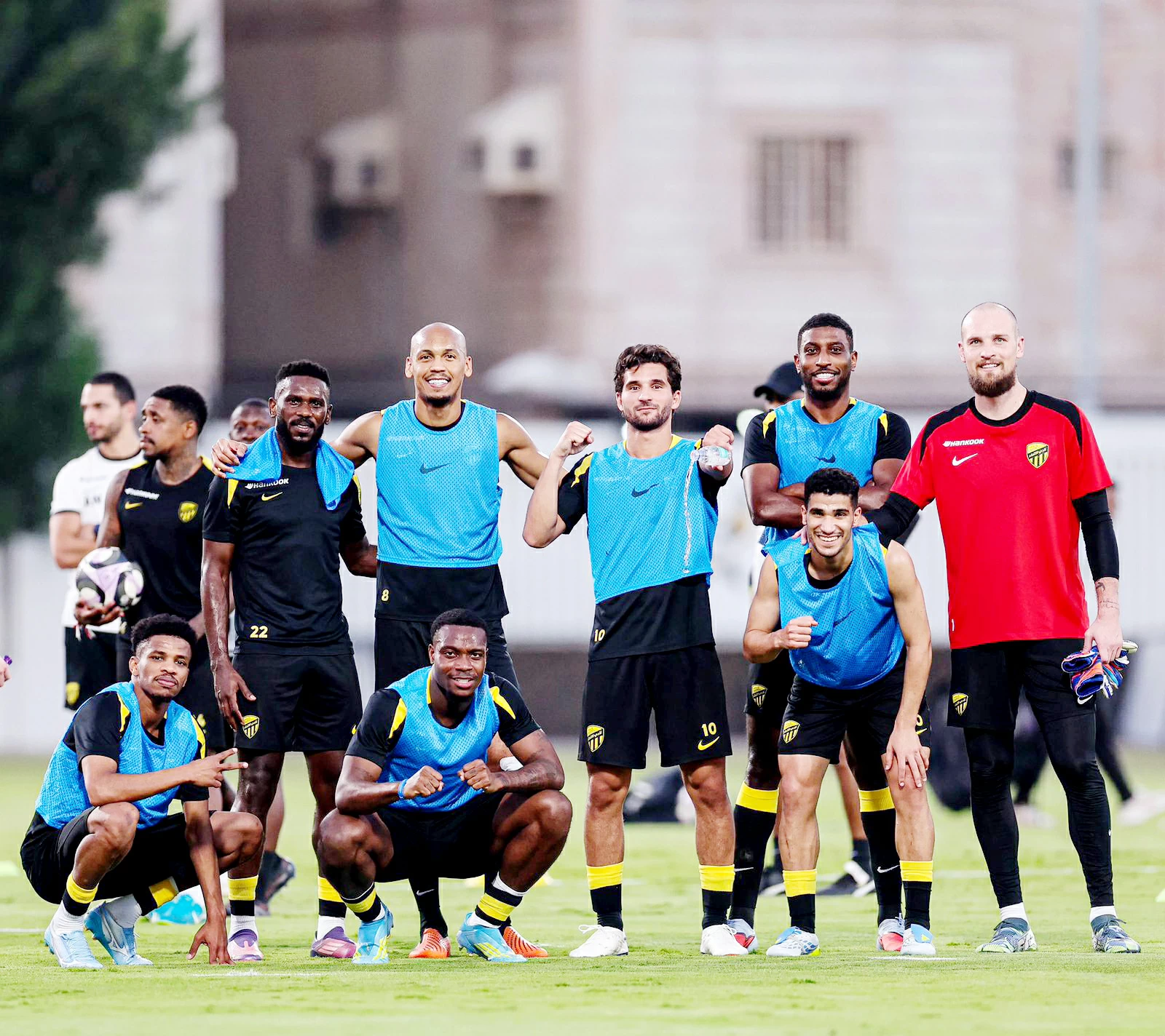 صراع التأهل إلى دوري أبطال آسيا للنخبة بين الاتحاد والتعاون