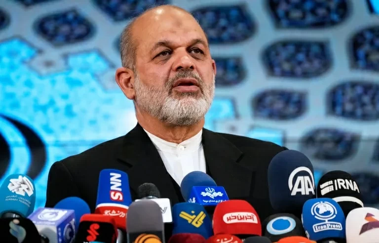 مستقبل مفاوضات إيران وأمريكا في ظل نفوذ التيار المتشدد