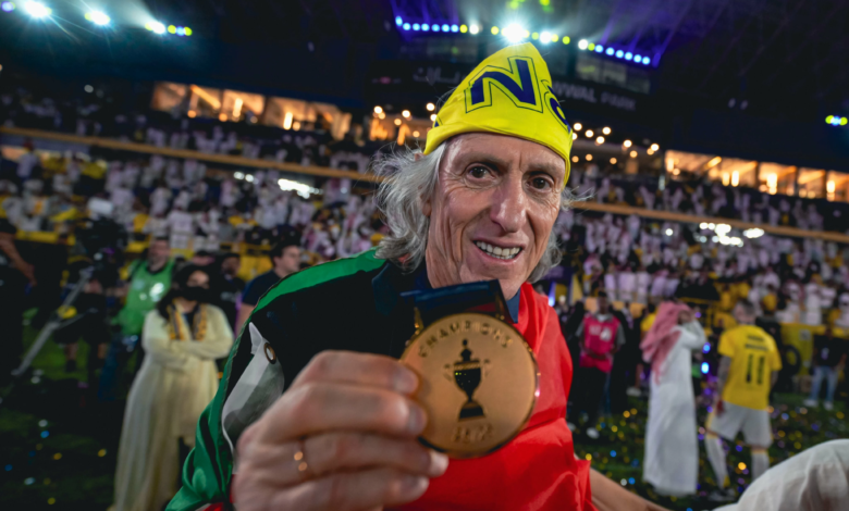 خورخي جيسوس: إنجاز تاريخي بالفوز بالدوري مع الهلال والنصر