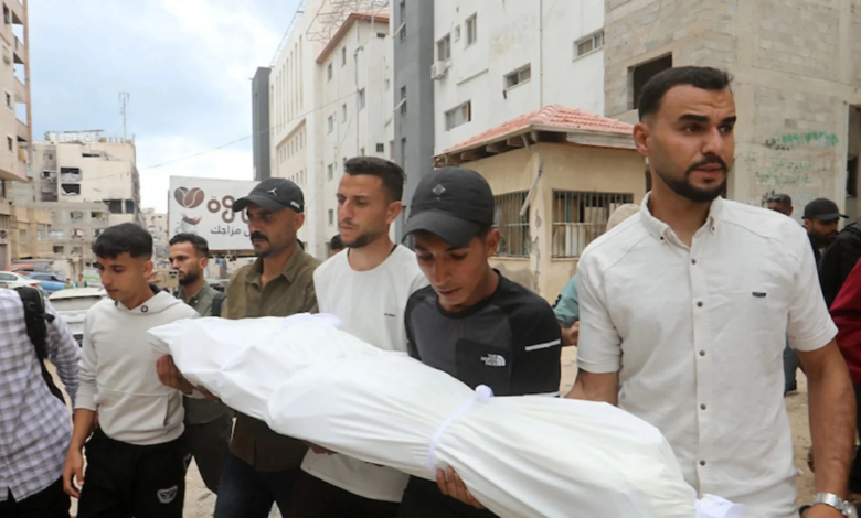 11 قتيلاً في غزة: تصعيد إسرائيلي جديد يهدد مفاوضات الهدنة
