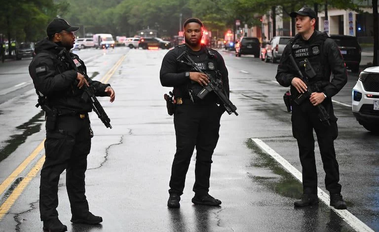 إطلاق نار في محيط البيت الأبيض: مقتل مسلح وتفاصيل الحادث